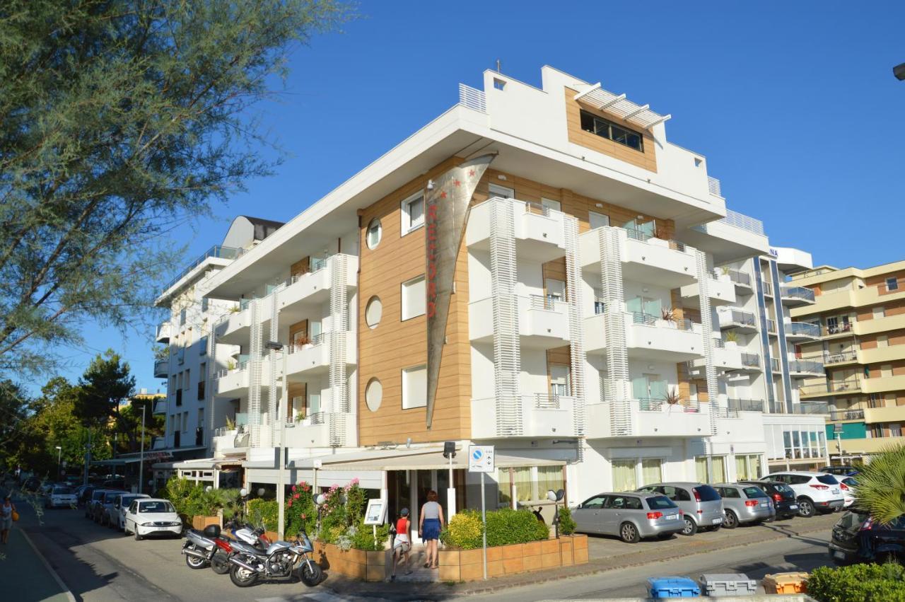 Hotel Record Riccione Zewnętrze zdjęcie