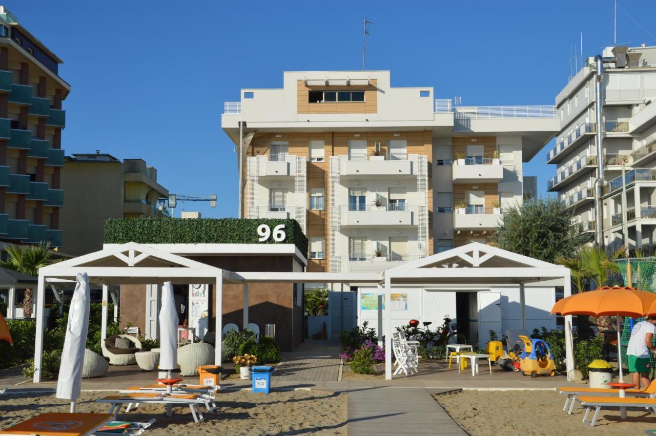 Hotel Record Riccione Zewnętrze zdjęcie