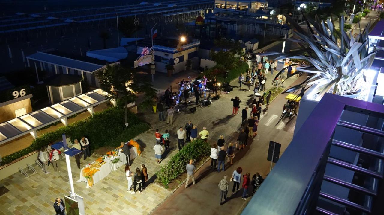 Hotel Record Riccione Zewnętrze zdjęcie