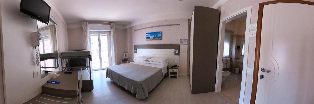 Hotel Record Riccione Zewnętrze zdjęcie
