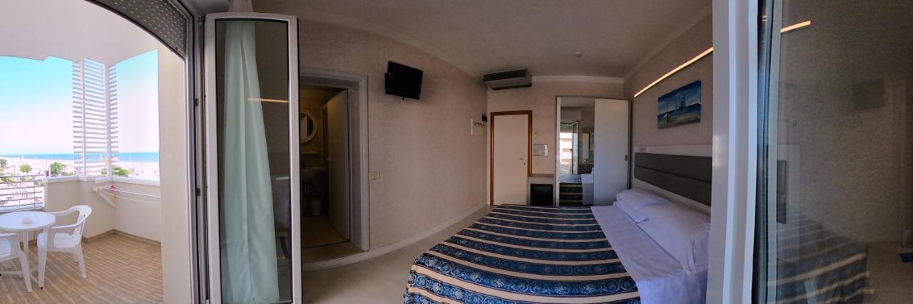 Hotel Record Riccione Zewnętrze zdjęcie