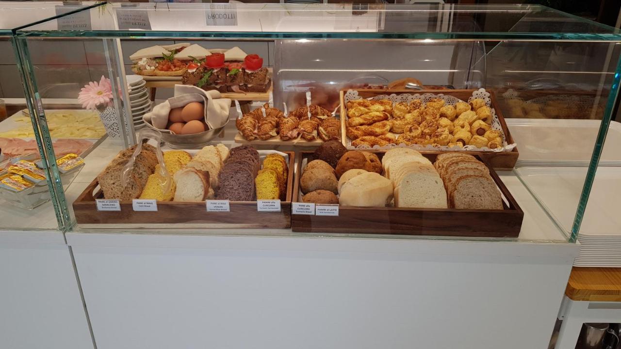 Hotel Record Riccione Zewnętrze zdjęcie